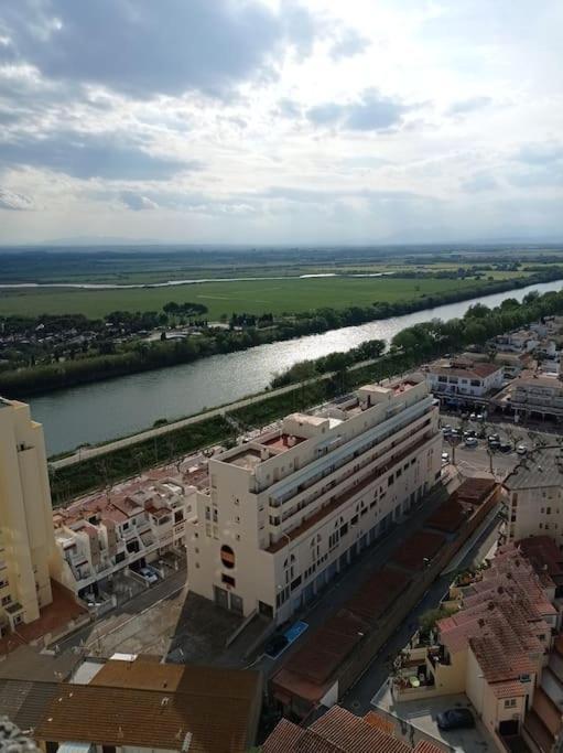 Piso Primera Linea De Mar Apartamento Empuriabrava Exterior foto